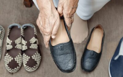 Selecting the Best Shoes for Senior Fall Prevention