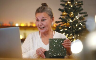 19 Gifts to Get Your Grandparents for Christmas